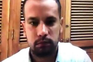 Iván Cepeda a averti que Diego Cadena "pourrait s'échapper" après avoir été condamné