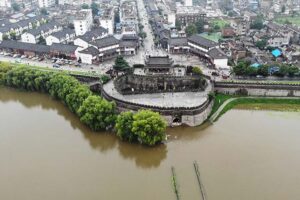 Une inondation massive frappe le barrage des Trois Gorges en Chine