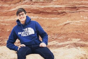 De quoi est mort le populaire youtubeur de 19 ans?