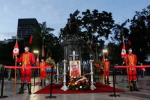 Les responsables du district de la capitale ont rendu hommage à Darío Vivas