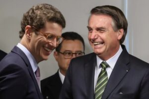 Des serveurs publient un rapport sur les actions du gouvernement Bolsonaro contre l'environnement