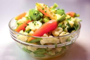 Salade de chou-fleur, haricots verts et carottes