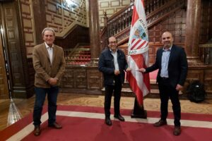 L'Athletic Club de Bilbao a reconnu l'origine basque des Estudiantes de Mérida!