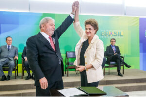 Lula, FHC, Maia et Ciro soutiennent Dilma, après l&rsquo;attaque de Bolsonaro