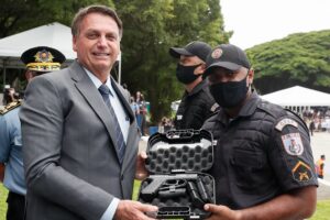 Bolsonaro contribue à aggraver les violences policières et contre les femmes