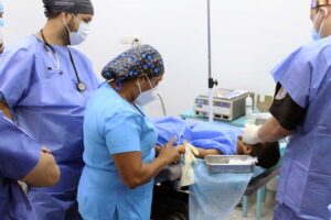 Salles d&rsquo;opération réactivées dans une clinique et un hôpital populaires de Barinas
