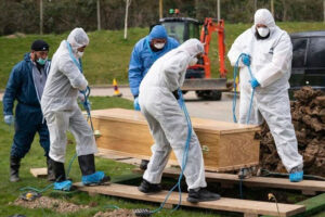 La pandémie a fait 2 441 926 morts dans le monde