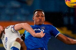 Sans James Rodríguez, mais avec Yerry Mina, Everton récupère et bat Leeds