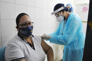 La vaccination des enseignants progresse dans les régions