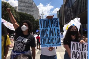 Les étudiants protestent pour la vie, le pain, le vaccin, l&rsquo;éducation