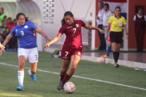 Enyer Higuera est la fierté du football féminin vénézuélien!