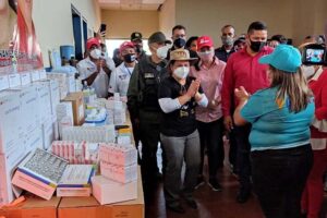 Ils fournissent des fournitures et des médicaments aux centres sentinelles de Delta Amacuro