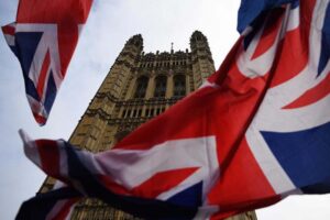 La montée en puissance de l&rsquo;arsenal nucléaire britannique provoque un recul en Russie et en Iran
