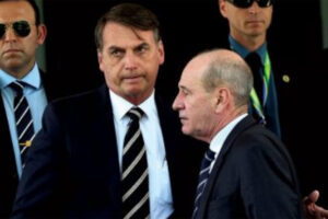 Les commandants des forces armées quittent le gouvernement de Bolsonaro après la crise présidentielle