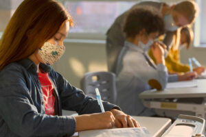 Les cours en présentiel devraient-ils se poursuivre pendant la pandémie?  Vaccin pourparlers aborde le thème ce jeudi – Jornal da USP