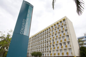 Les étudiants de première année ayant des difficultés socio-économiques peuvent postuler pour un programme de permanence – Jornal da USP
