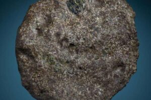 Les scientifiques ont trouvé une «  météorite  » presque aussi vieille que la Terre elle-même
