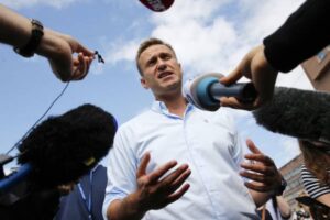 L&rsquo;opposant russe Alexei Navalni dénonce la « torture » et les collaborateurs disent craindre pour lui