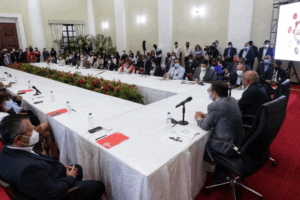 Maduro Guerra: le dialogue national cherchera des solutions