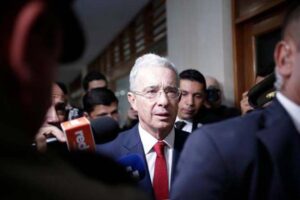 Audience suspendue dans l&rsquo;affaire Uribe en raison de l&rsquo;apparition de deux autres victimes