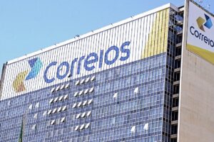 Bolsonaro autorise formellement la privatisation de la poste