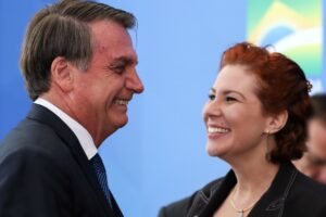Bolsonaro et ses alliés tentent de perturber l&rsquo;IPC de Covid.  Carla Zambelli va au tribunal contre Renan
