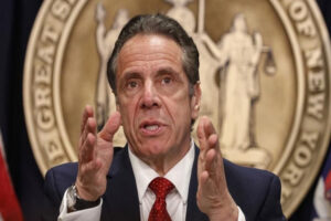 Des preuves contre lui entourent le gouverneur de New York, Andrew Cuomo