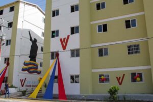 Grâce à l&rsquo;auto-construction, ils construiront 40 appartements à Guarenas