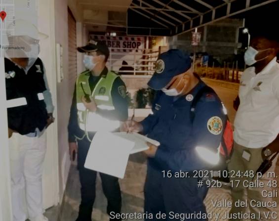 Ils ont scellé un appartement à Cali où ils ont organisé des fêtes malgré un couvre-feu