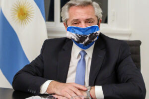Le président argentin a été testé positif au covid-19 après avoir présenté des symptômes