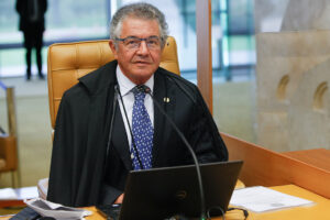 Marco Aurélio ordonne à Bolsonaro et Paulo Guedes de réaliser le recensement de 2021