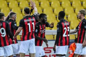 Milan bat Parme et consolide les «  Champions  », Ibrahimovic a été expulsé