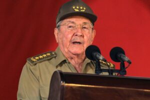Raúl Castro, icône de la révolution cubaine, s&rsquo;éloigne du pouvoir