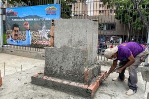 Un monument en l&rsquo;honneur de José Gregorio est érigé sur la Plaza La Candelaria