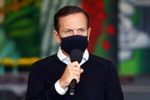 Doria veut São Paulo dans la phase verte, même avec 490 morts par jour