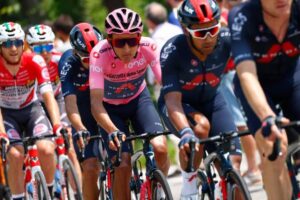 Méfiez-vous des attaques!  La montagne dure revient sur les lieux pour définir le sort d&rsquo;Egan Bernal dans le Giro