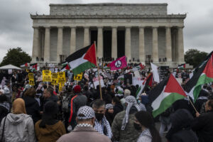 Les manifestants à Washington appellent à la fin de l&rsquo;aide américaine à Israël