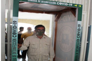 À Trujillo, ils continuent de vacciner les grands-parents contre le covid-19