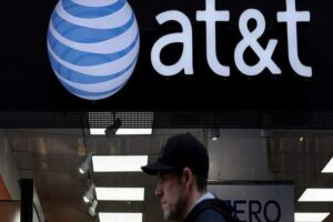 AT&T annonce un accord de 35,4 milliards de dollars pour fusionner WarnerMedia avec Discovery