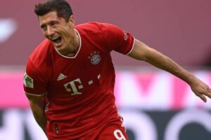 Buteur légendaire!  Lewandowski a égalé le record de Gerd Müller en Bundesliga