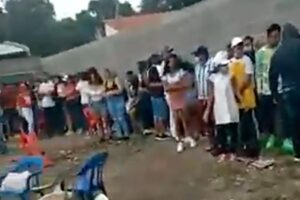 Des groupes d&rsquo;autodéfense menacent les clients des bars de Montería