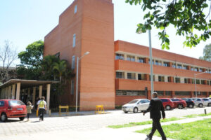Faculdade de Educação proteste contre PL qui déclare l&rsquo;éducation en face-à-face «une activité essentielle» – Jornal da USP