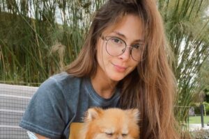 Greeicy Rendón a soutenu la grève nationale en descendant dans la rue et en promouvant des manifestations artistiques