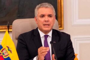 Iván Duque a annoncé que la vaccination des personnes de plus de 60 ans débutera le 30 avril