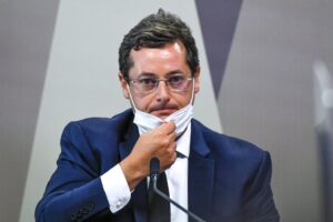 Le gouvernement Bolsonaro a ignoré la proposition de Pfizer pendant près de deux mois, dit Wajngarten
