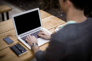Le protocole Covid unifié garantit plus de sécurité pour les employés de la banque