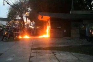 Les responsables de vandalisme au CAI de Bogotá ont été libérés en raison d&rsquo;une erreur d&rsquo;un juge