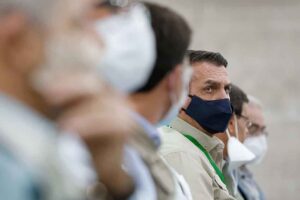 Pour les sénateurs, Bolsonaro a agi avec l&rsquo;intention de propager le virus Covid