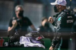 Valtteri Bottas prive Lewis Hamilton de sa 100e pole position en Formule 1