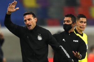 L&rsquo;entraîneur argentin a évoqué le fait de jouer dans le contexte social dans lequel vit la Colombie